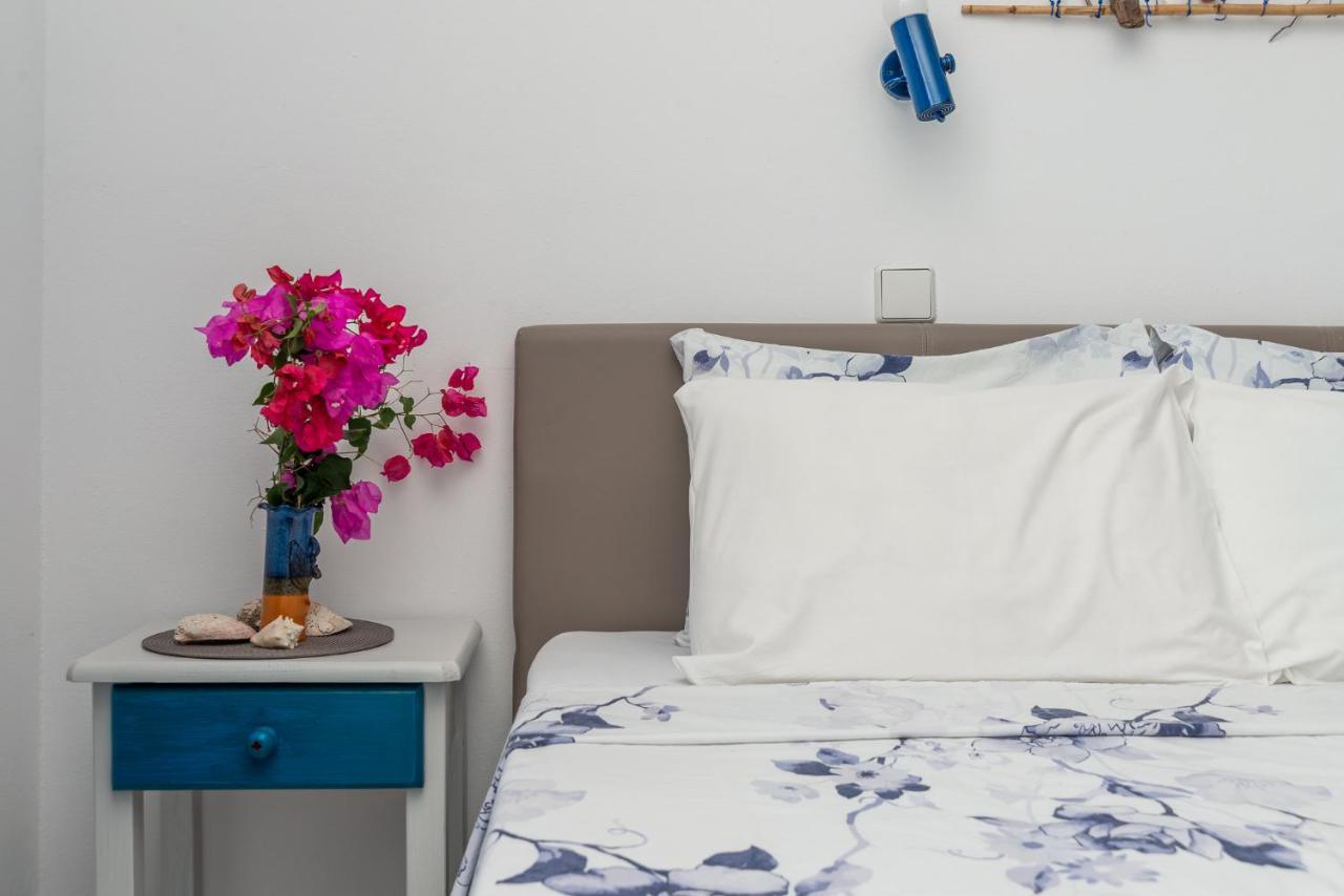 Antoniadi Rooms Livadia  ภายนอก รูปภาพ