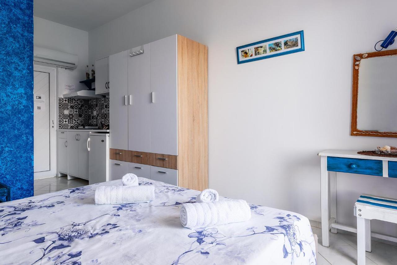 Antoniadi Rooms Livadia  ภายนอก รูปภาพ